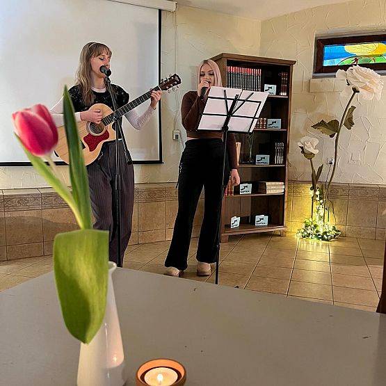 Rozstrzygnięcie konkurs literackiego dla młodzieży Szeptem 2026 oraz koncert walentynkowy. grafika