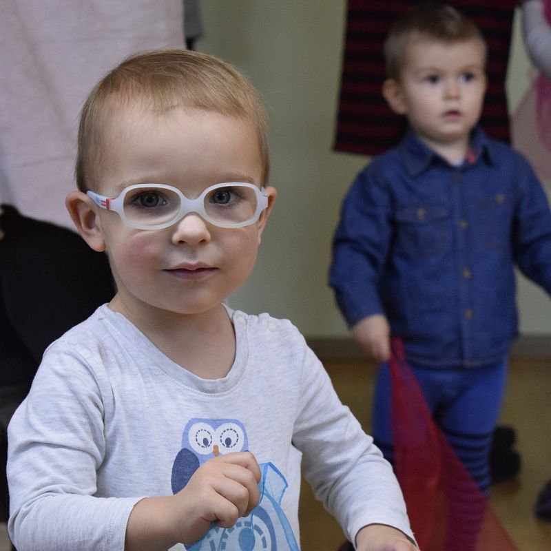 Grafika 1: 10 lat Poranków w bibliotece