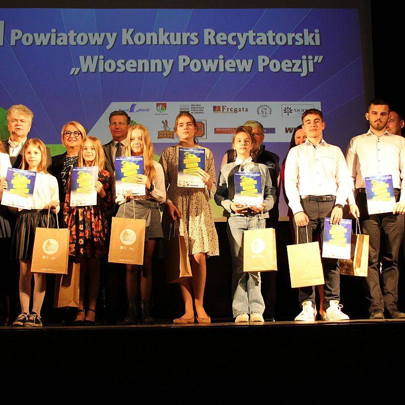 Grafika : VIII Powiatowy Konkurs Recytatorski "Wiosenny Powiew Poezji"
