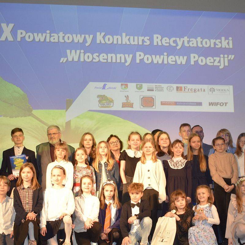 Grafika : IX POWIATOWY KONKURS RECYTATORSKI "Wiosenny Powiew Poezji"