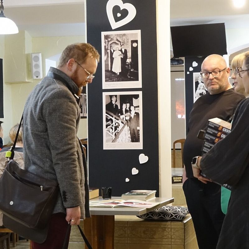 Grafika : Spotkanie autorskie z Krzysztofem Piersą