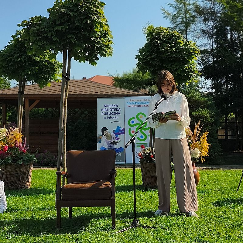 Grafika : Narodowe Czytanie