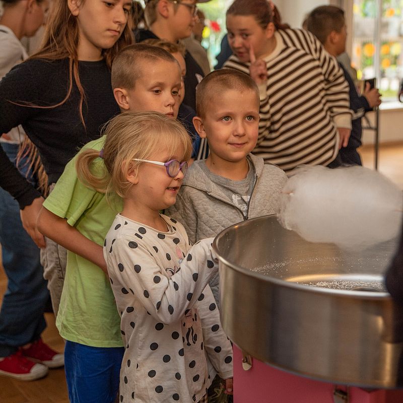 Grafika : Lęborskie czarki