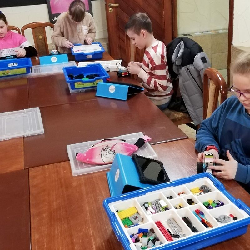 Grafika : Robotyka i nie tylko