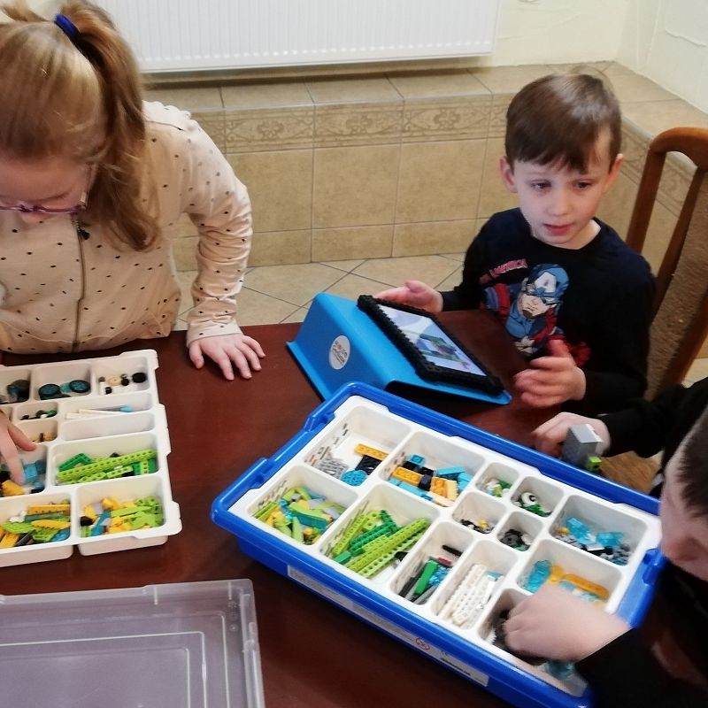 Grafika : Robotyka i nie tylko