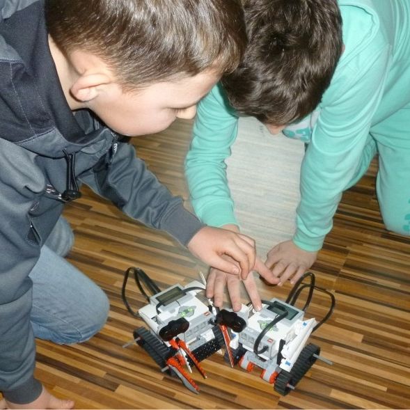 Grafika : Robotyka i nie tylko